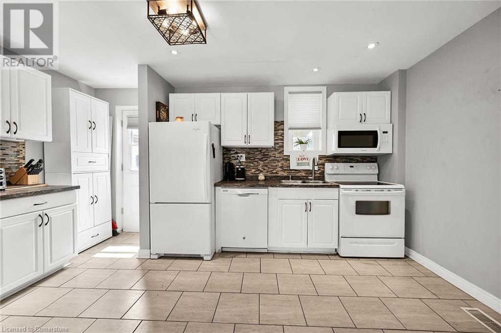 174 Grace Avenue, Hamilton, Ontario  L8H 3X2 - Photo 8 - 40699324