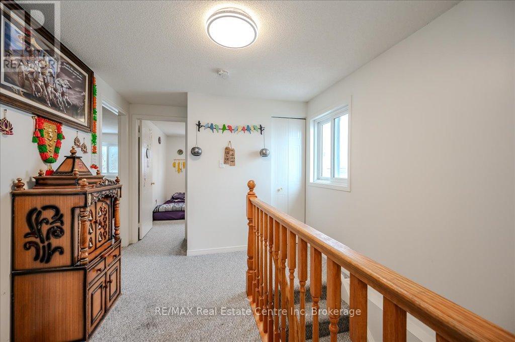 425 Exmoor Street, Waterloo, Ontario  N2K 3X5 - Photo 18 - X12046899