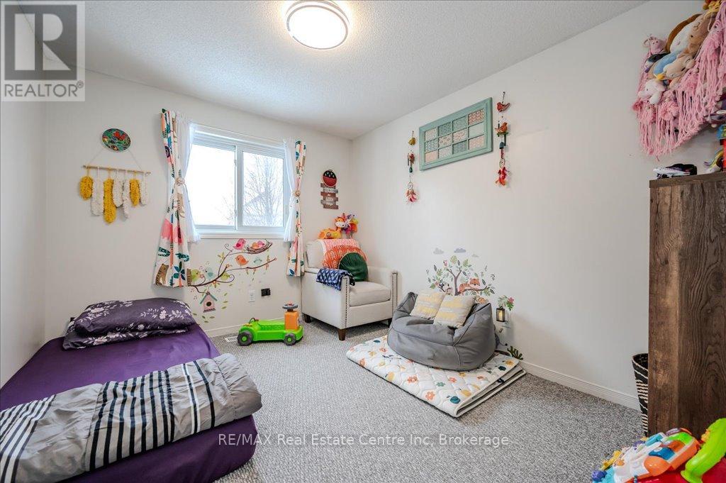425 Exmoor Street, Waterloo, Ontario  N2K 3X5 - Photo 19 - X12046899