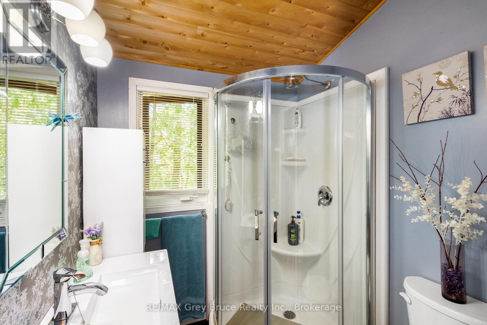 156 Miller Lake Shore Road, Northern Bruce Peninsula, Ontario  N0H 1Z0 - Photo 19 - X12046902