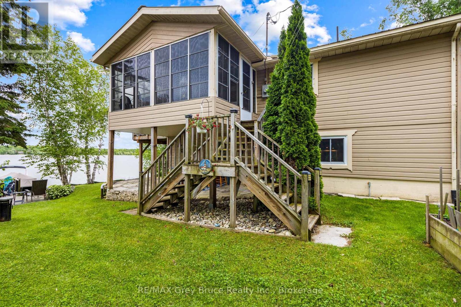 156 Miller Lake Shore Road, Northern Bruce Peninsula, Ontario  N0H 1Z0 - Photo 26 - X12046902