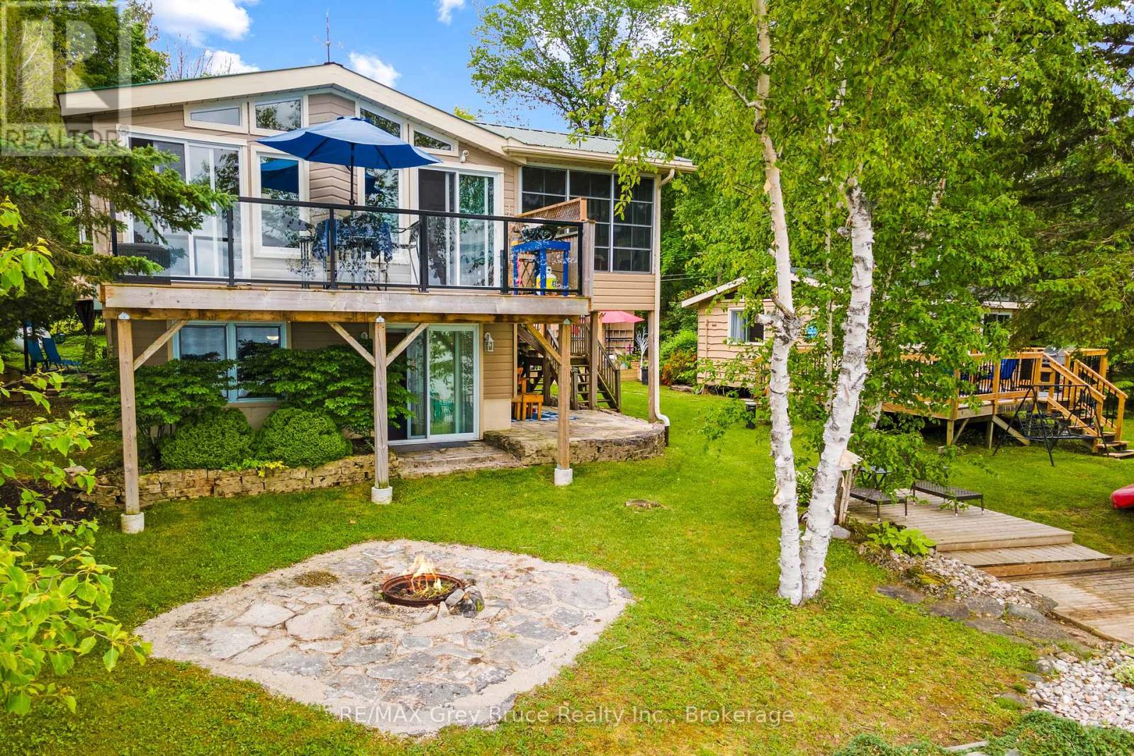 156 Miller Lake Shore Road, Northern Bruce Peninsula, Ontario  N0H 1Z0 - Photo 6 - X12046902