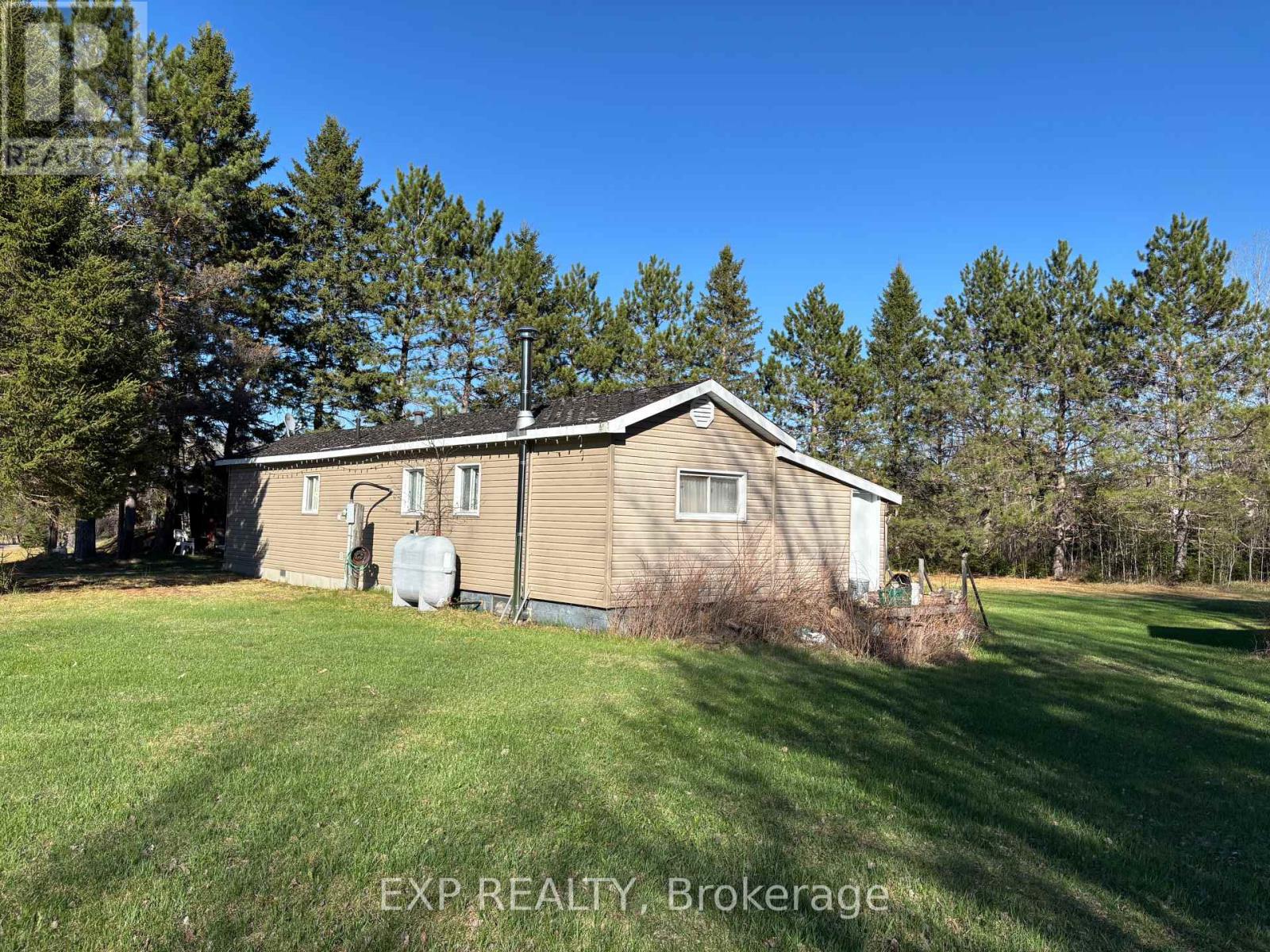 155 Dawson Road, South Algonquin, Ontario  K0J 2C0 - Photo 4 - X12046844