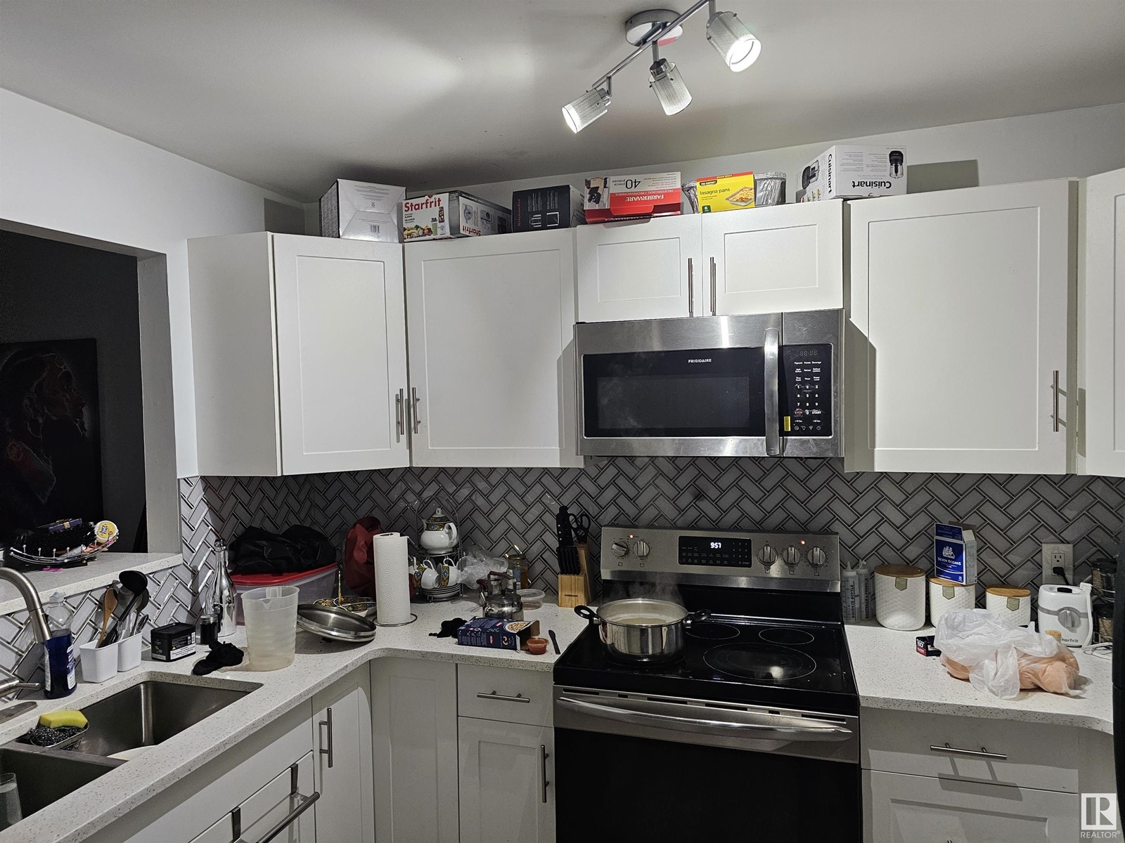 Property at #407 14916 26 ST NW image 2
