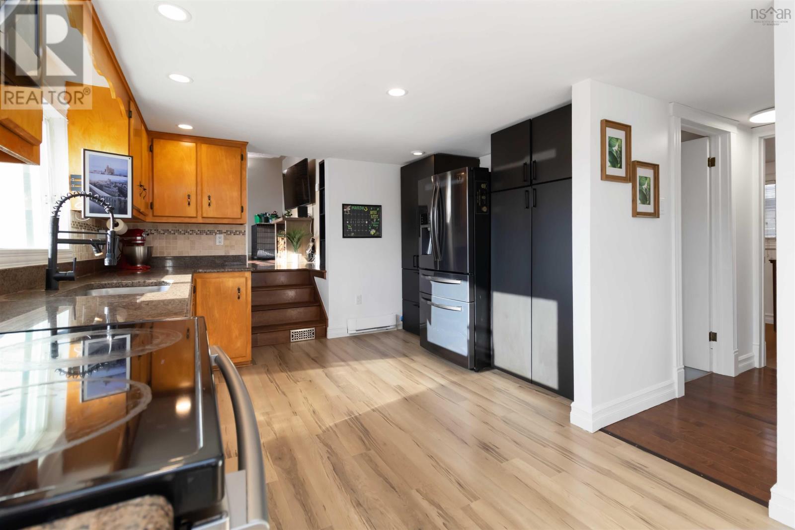 43 Bell Street, Lake Echo, Nova Scotia  B3E 1N3 - Photo 10 - 202506040