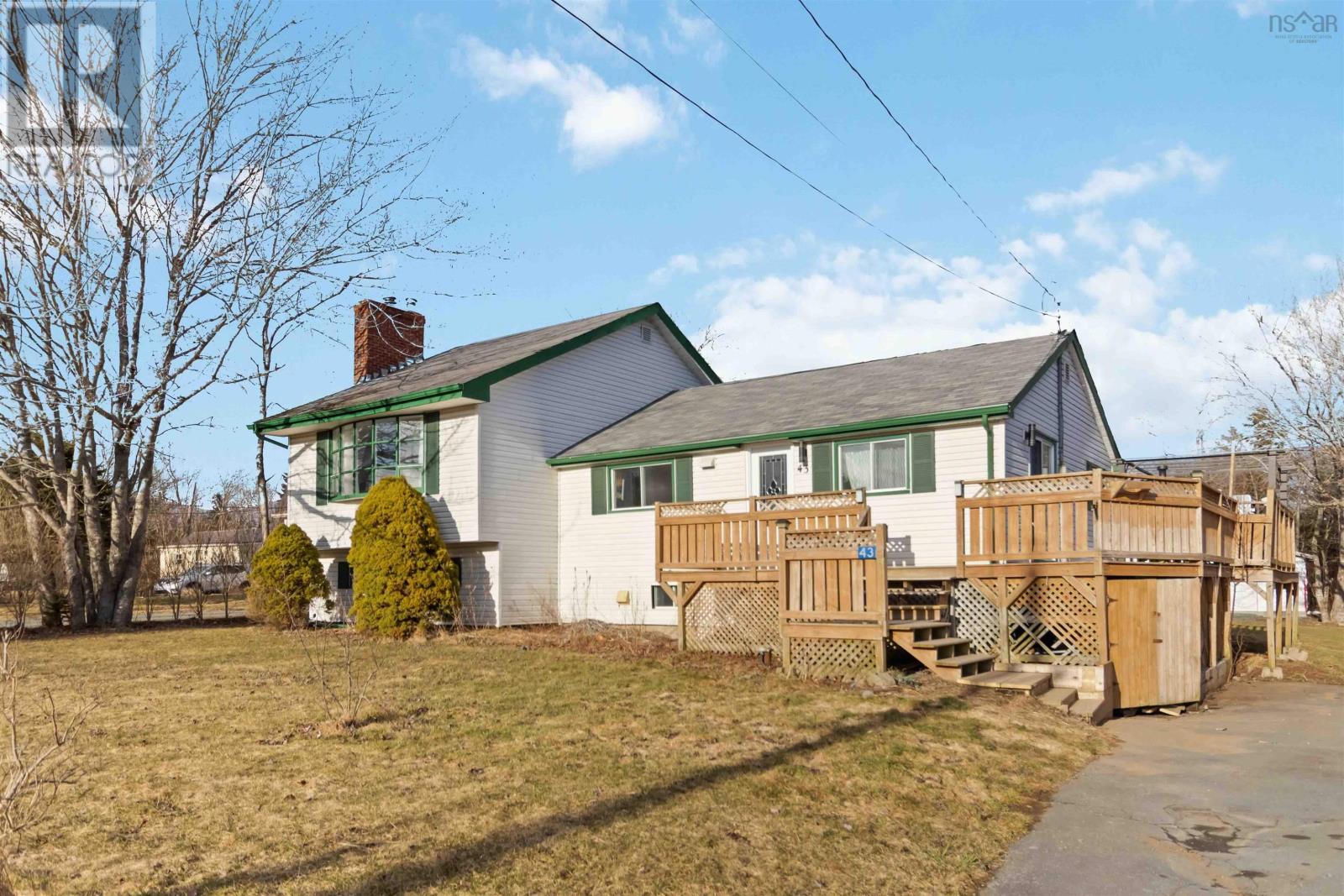 43 Bell Street, Lake Echo, Nova Scotia  B3E 1N3 - Photo 2 - 202506040