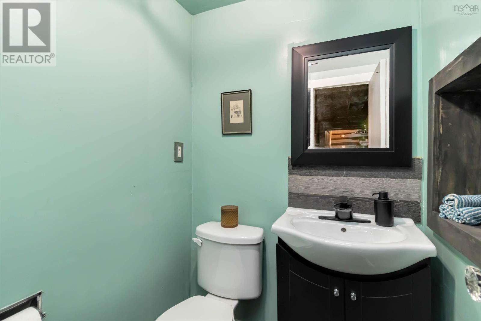 105 Mount Edward Road, Dartmouth, Nova Scotia  B2W 3K9 - Photo 32 - 202506045