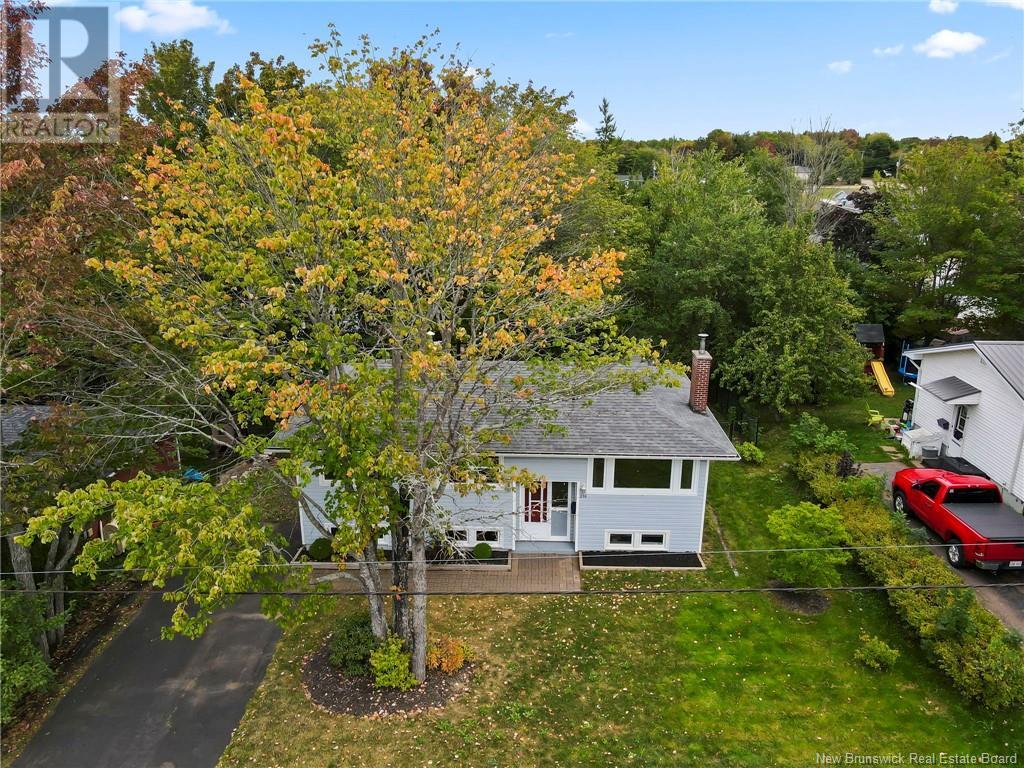 Property at 216 Canterbury Avenue image 3