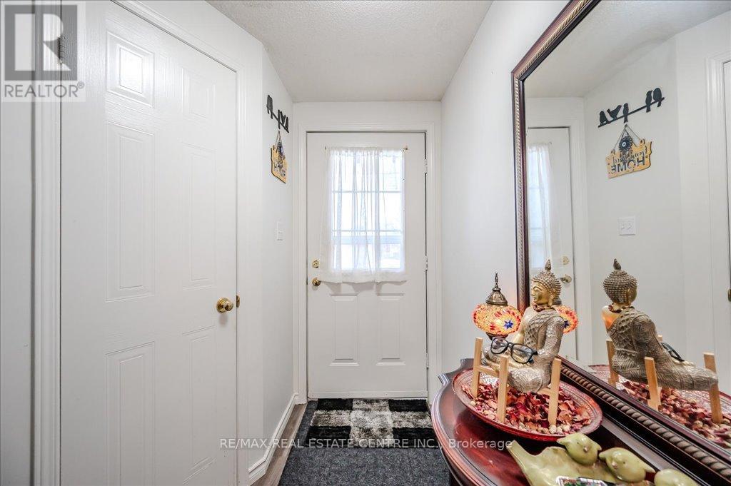 Property at 425 EXMOOR STREET image 4