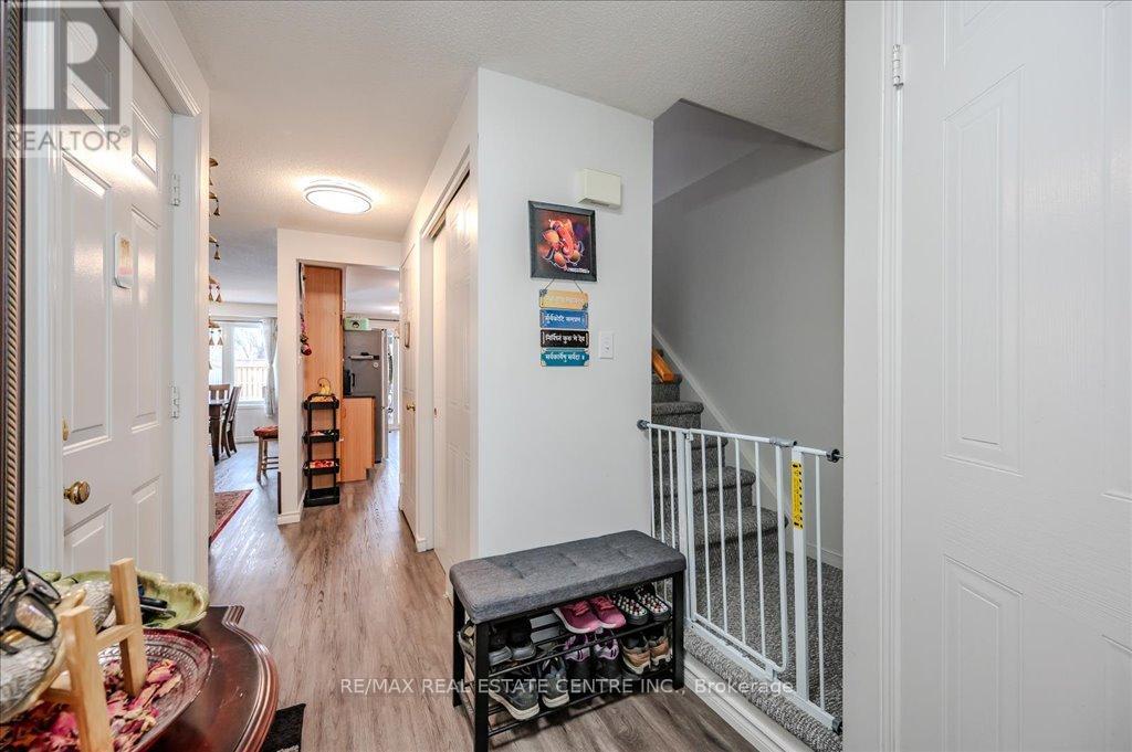 Property at 425 EXMOOR STREET image 5