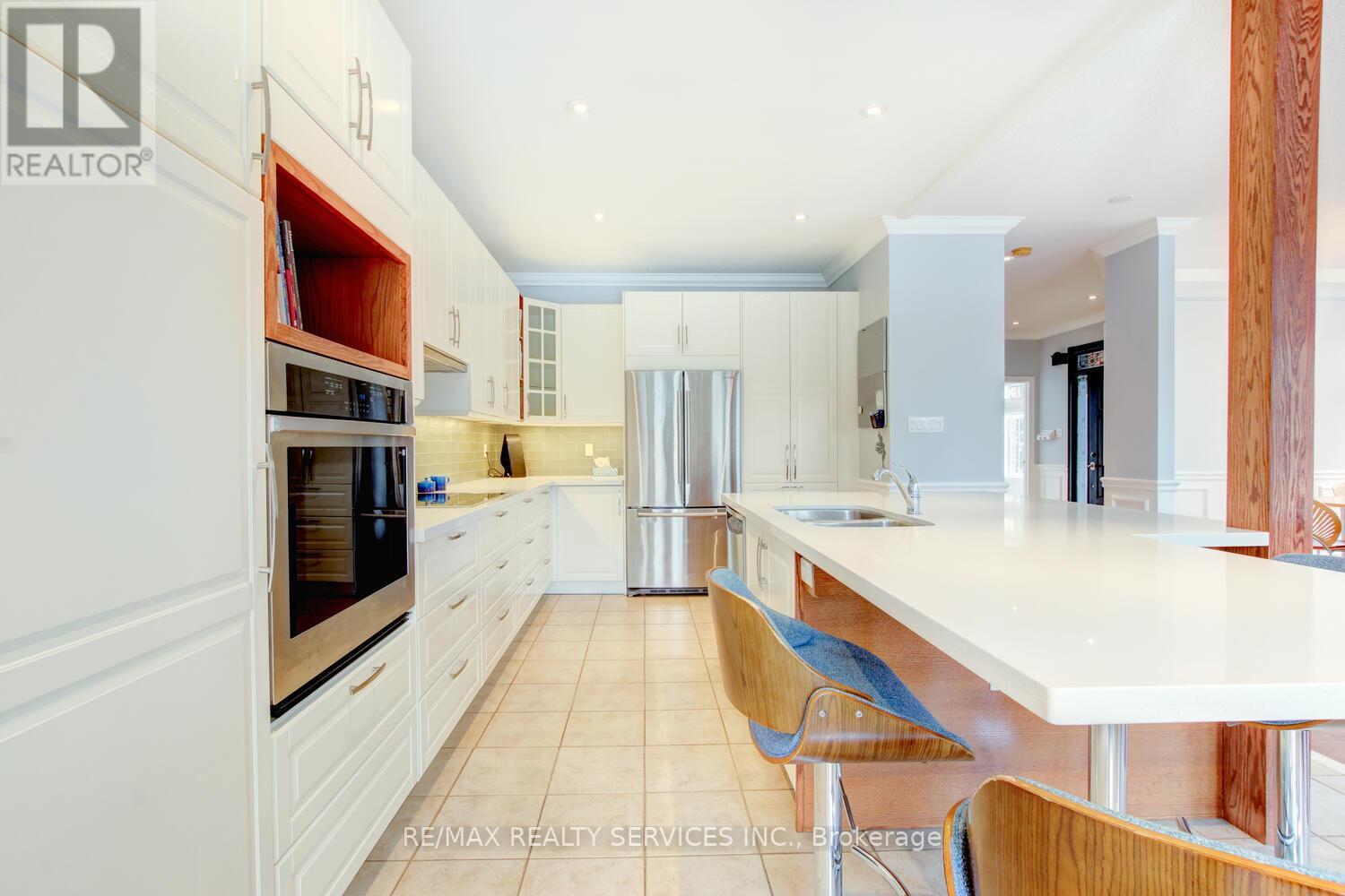 9 English Rose Lane, Caledon, Ontario  L7E 2N5 - Photo 24 - W12046917