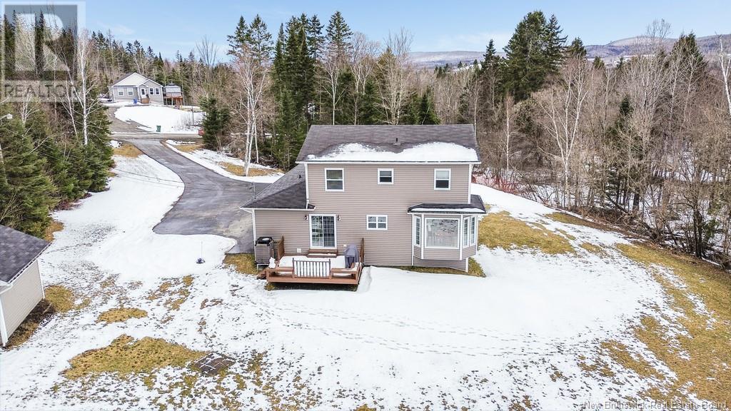Property at 103 Woodland Hill image 4