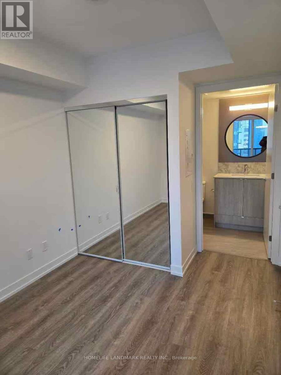 1002 - 771 Yonge Street W, Toronto, Ontario  M4W 2G4 - Photo 5 - C12046930