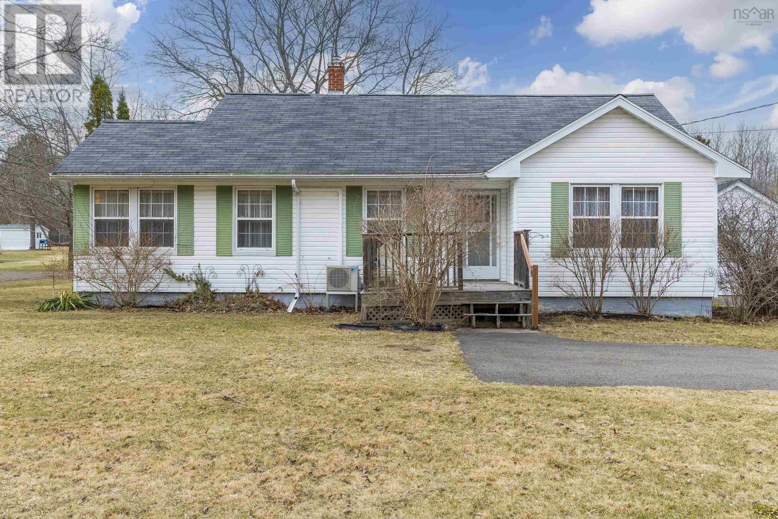 14551 Highway 1, Wilmot, Nova Scotia  B0P 1W0 - Photo 2 - 202506058