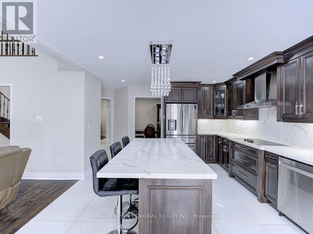 40 Brinkley Drive, Brampton, Ontario  L7A 1G9 - Photo 9 - W12046939