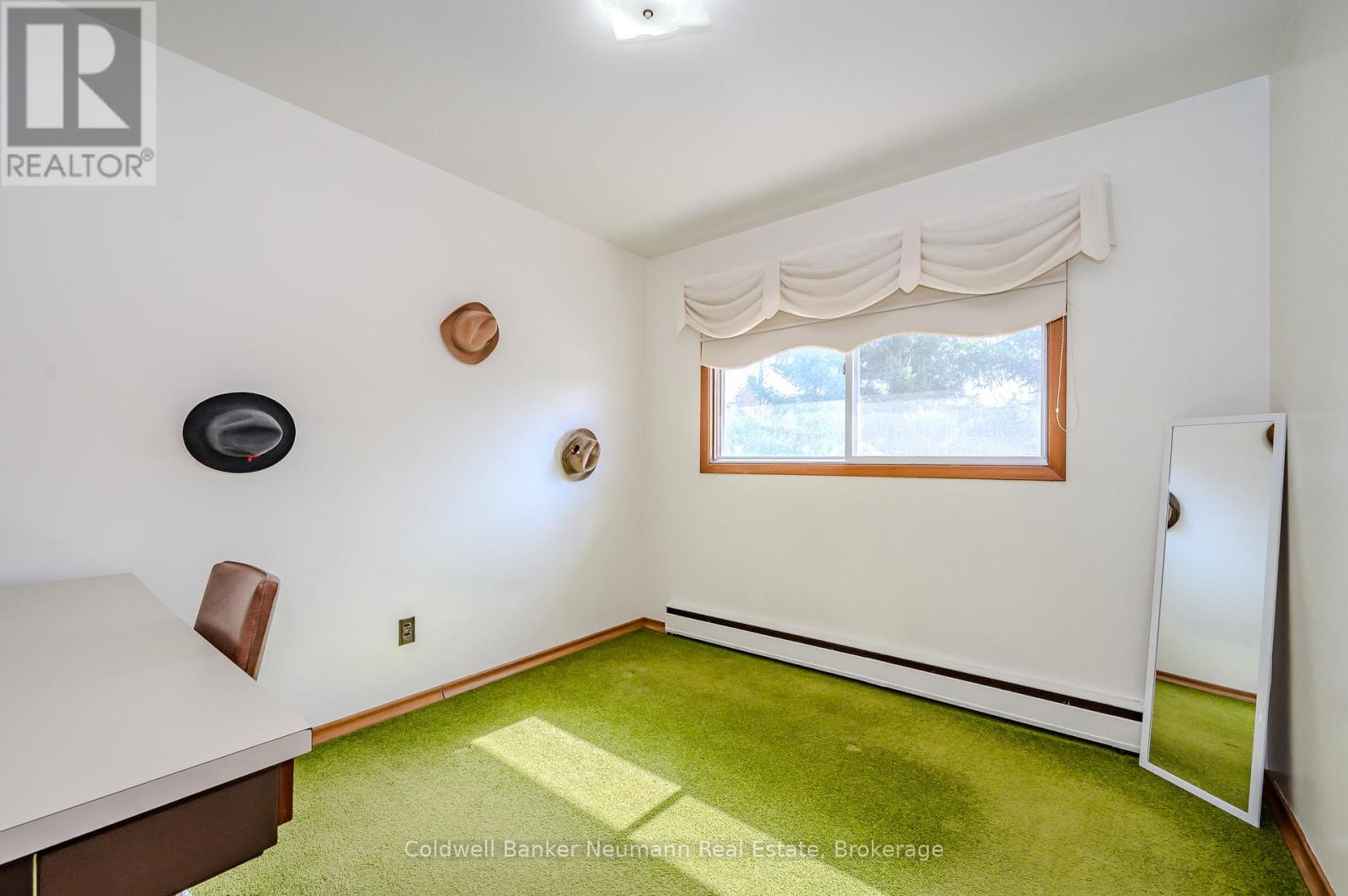 108 Fleming Road, Guelph, Ontario  N1E 6X4 - Photo 17 - X12046950