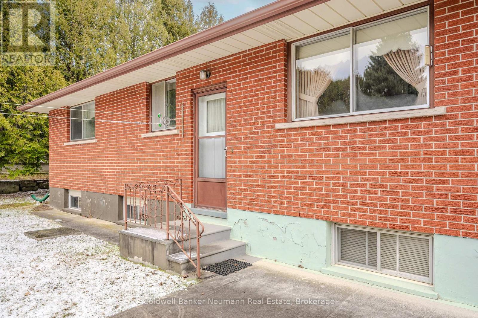 108 Fleming Road, Guelph, Ontario  N1E 6X4 - Photo 35 - X12046950