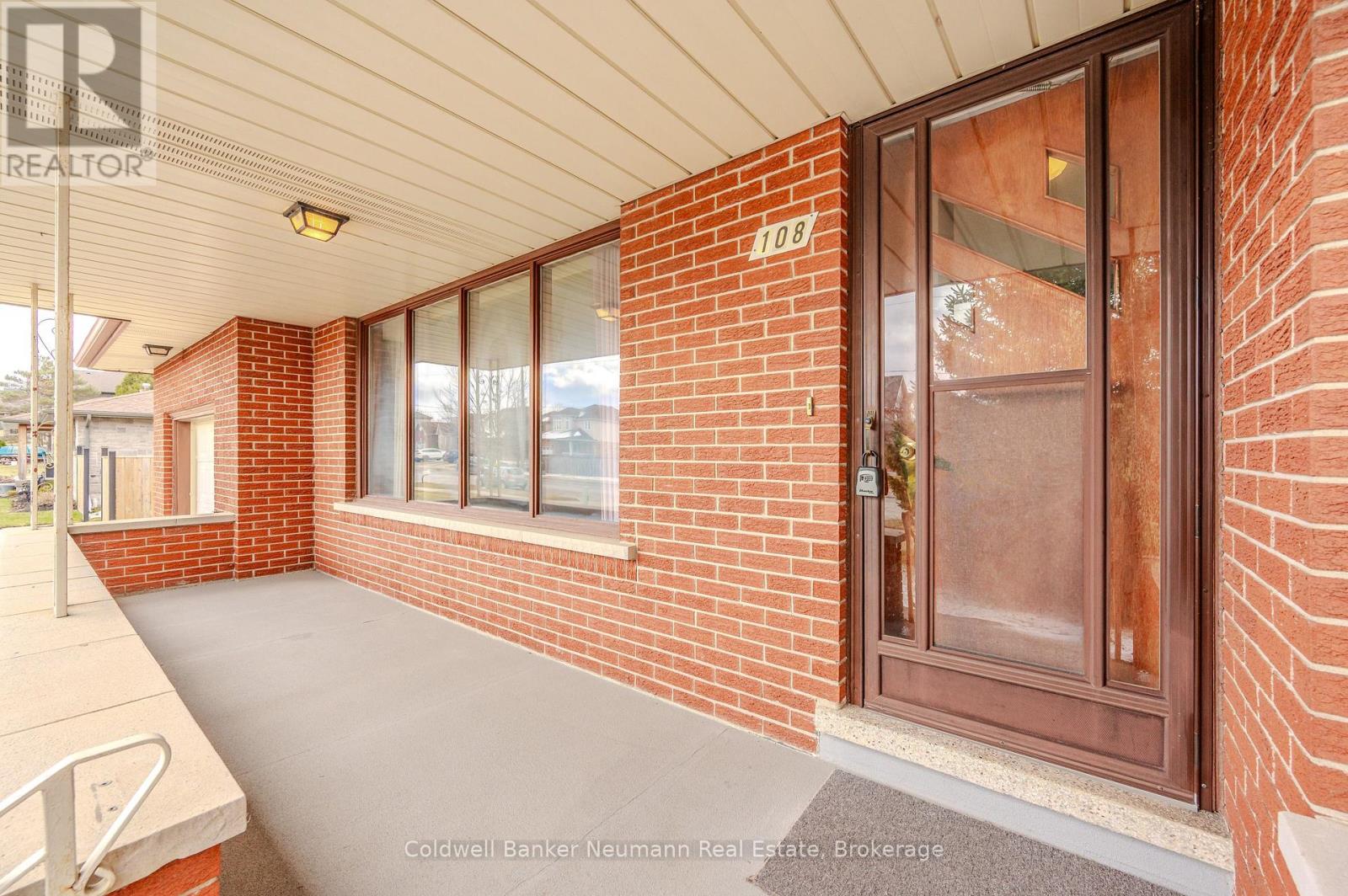 108 Fleming Road, Guelph, Ontario  N1E 6X4 - Photo 6 - X12046950