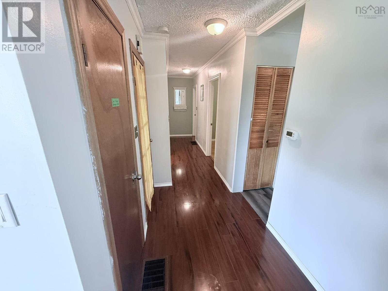 111 Grandview Avenue, Trenton, Nova Scotia  B0K 1X0 - Photo 12 - 202502786