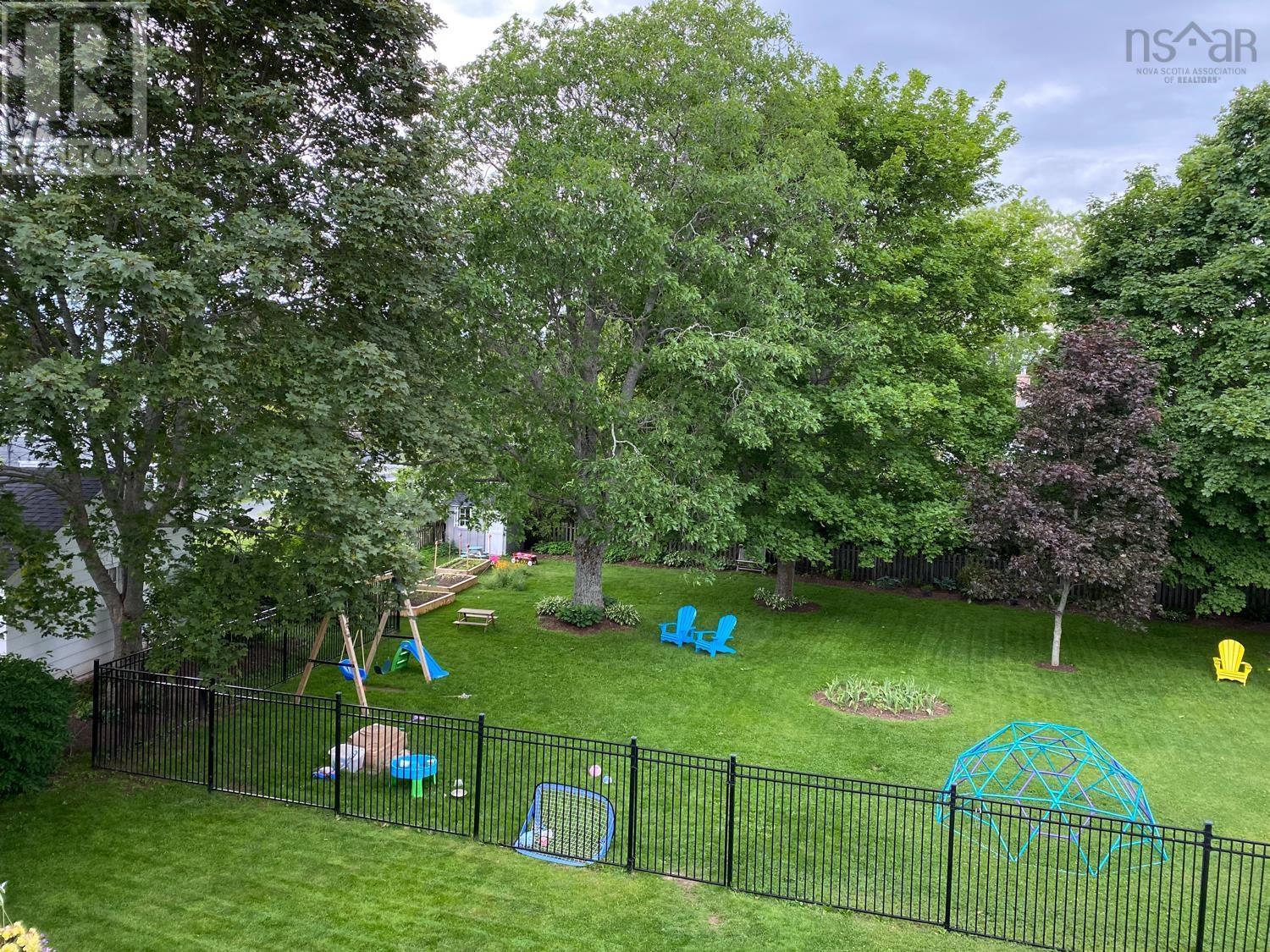 40 Broad Street, Truro, Nova Scotia  B2N 3G2 - Photo 2 - 202505367