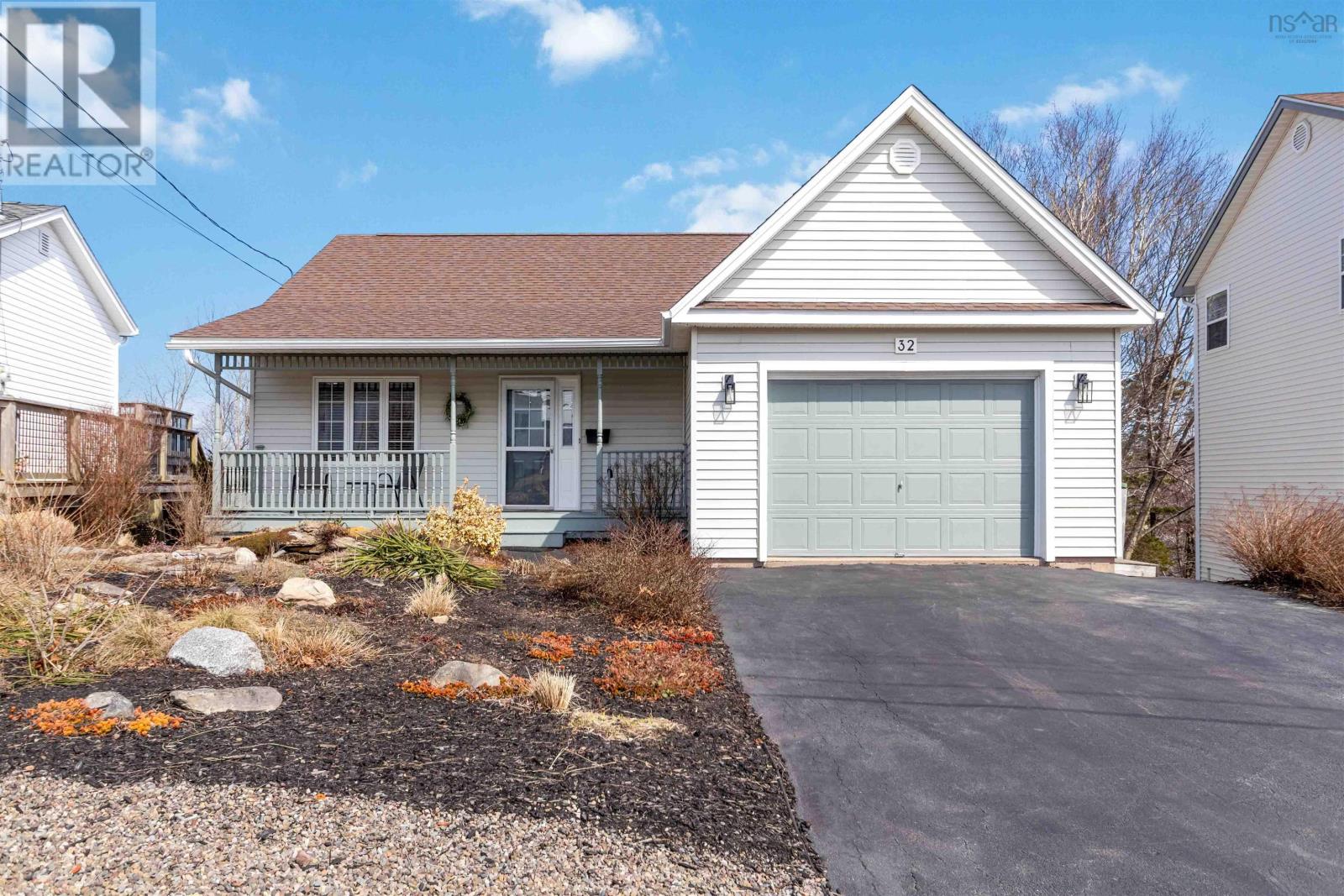 32 Hillview Drive, dartmouth, Nova Scotia