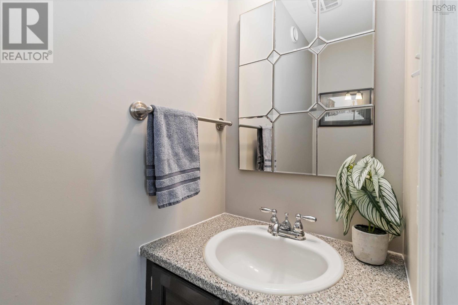 32 Hillview Drive, Dartmouth, Nova Scotia  B2W 6J2 - Photo 25 - 202506062