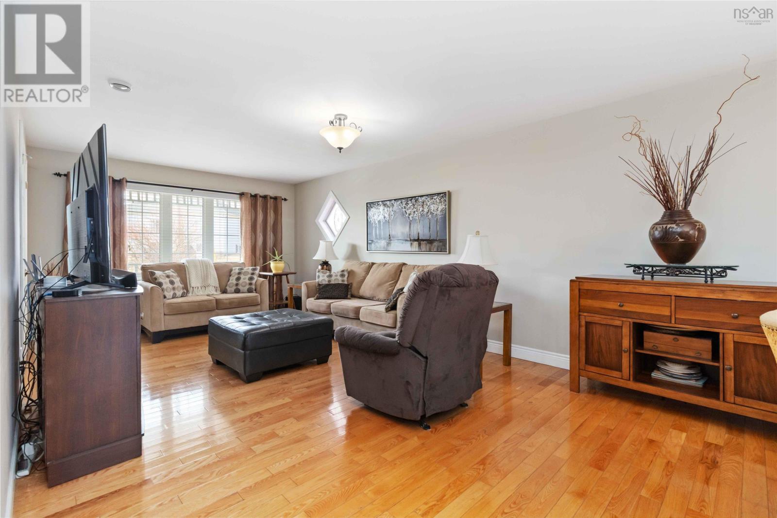 32 Hillview Drive, Dartmouth, Nova Scotia  B2W 6J2 - Photo 9 - 202506062