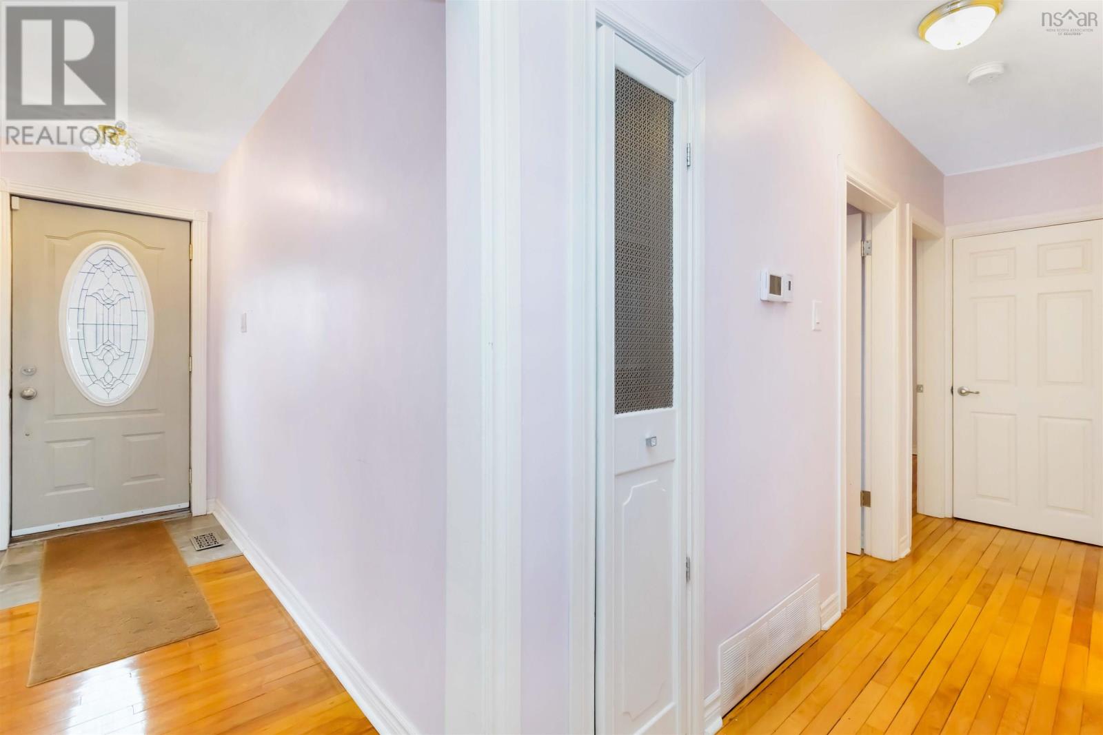 93 Mount Edward Road, Dartmouth, Nova Scotia  B2W 3K7 - Photo 4 - 202506077