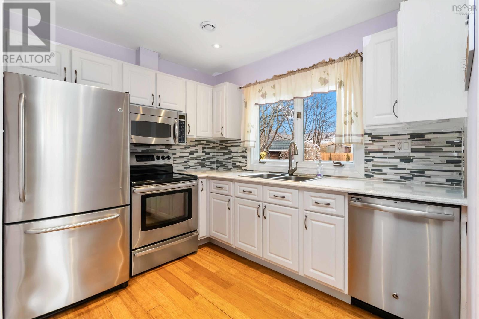 93 Mount Edward Road, Dartmouth, Nova Scotia  B2W 3K7 - Photo 9 - 202506077