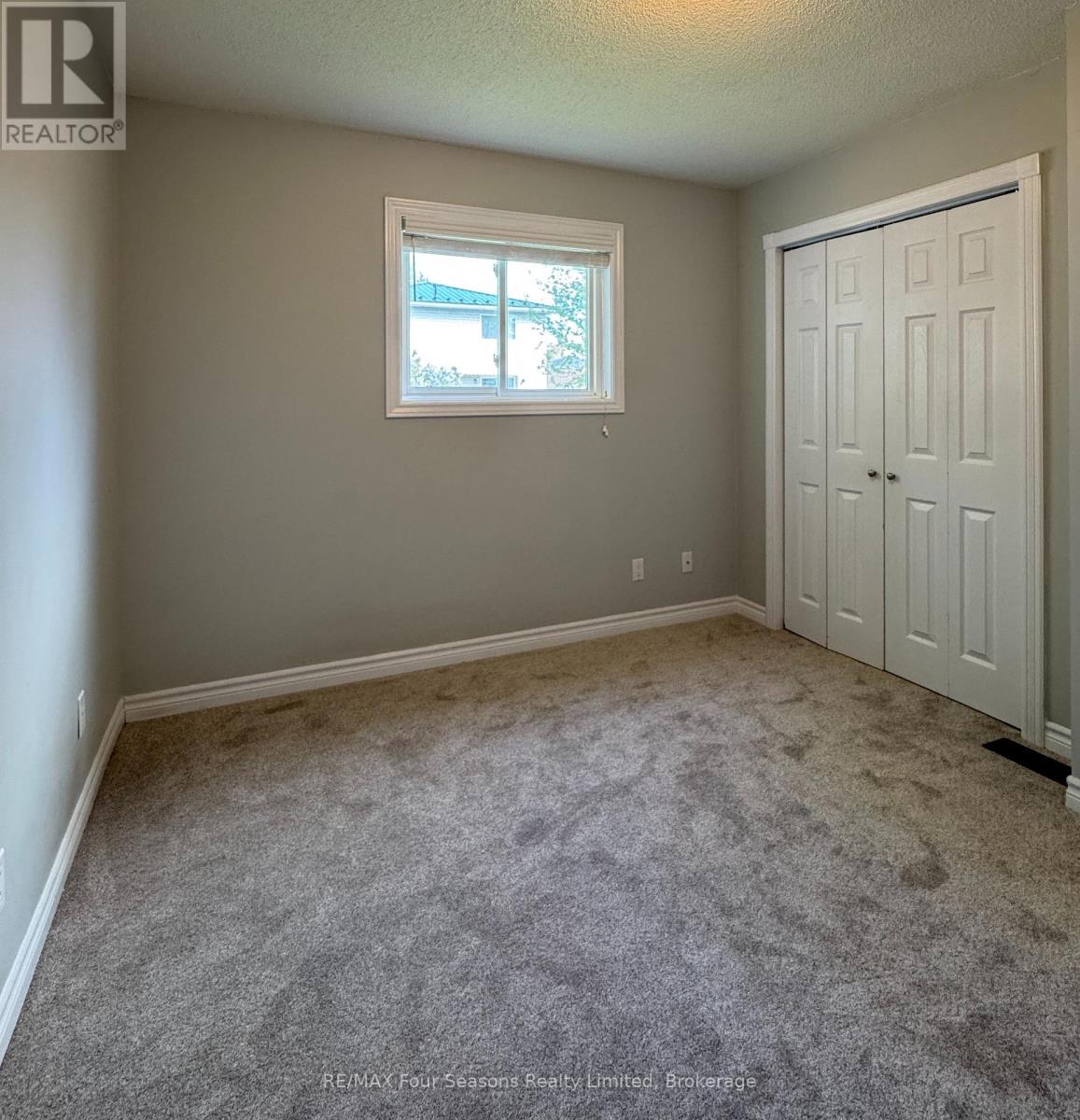 Upper - 19 Godden Street, Collingwood, Ontario  L9Y 4S5 - Photo 6 - S12046982