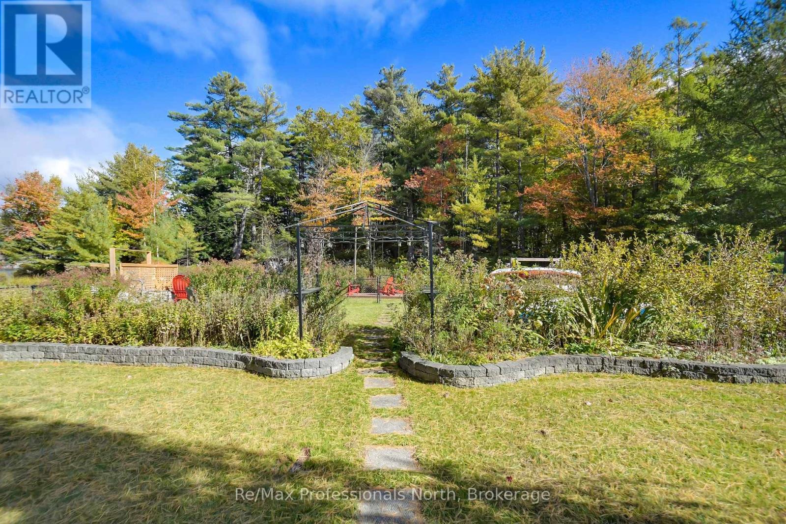 324 Bethune Drive N, Gravenhurst, Ontario  P1P 1B8 - Photo 15 - X12047021