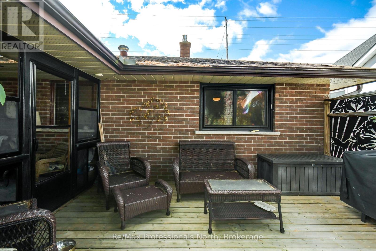 324 Bethune Drive N, Gravenhurst, Ontario  P1P 1B8 - Photo 18 - X12047021