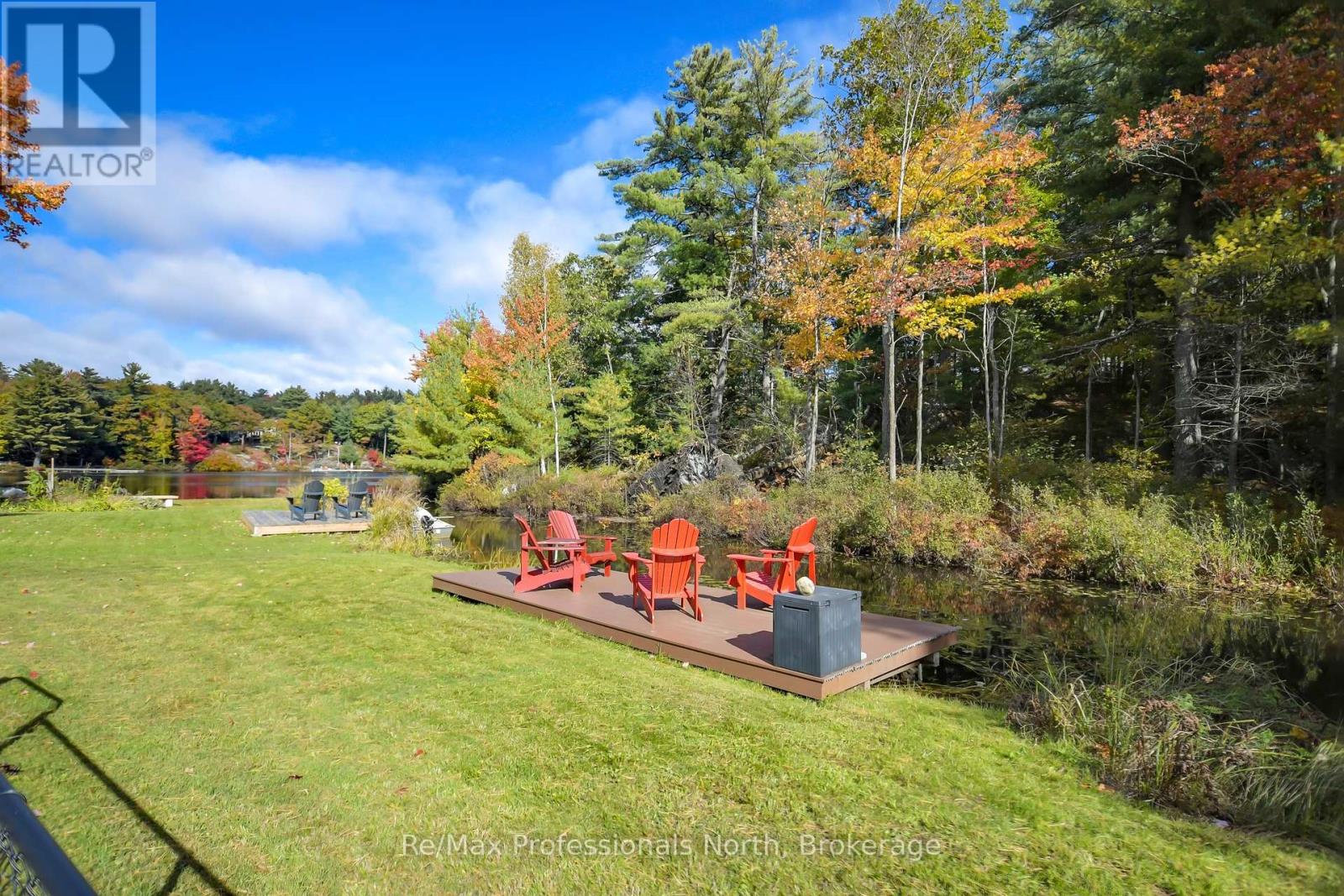 Property at 324 BETHUNE DRIVE N image 3