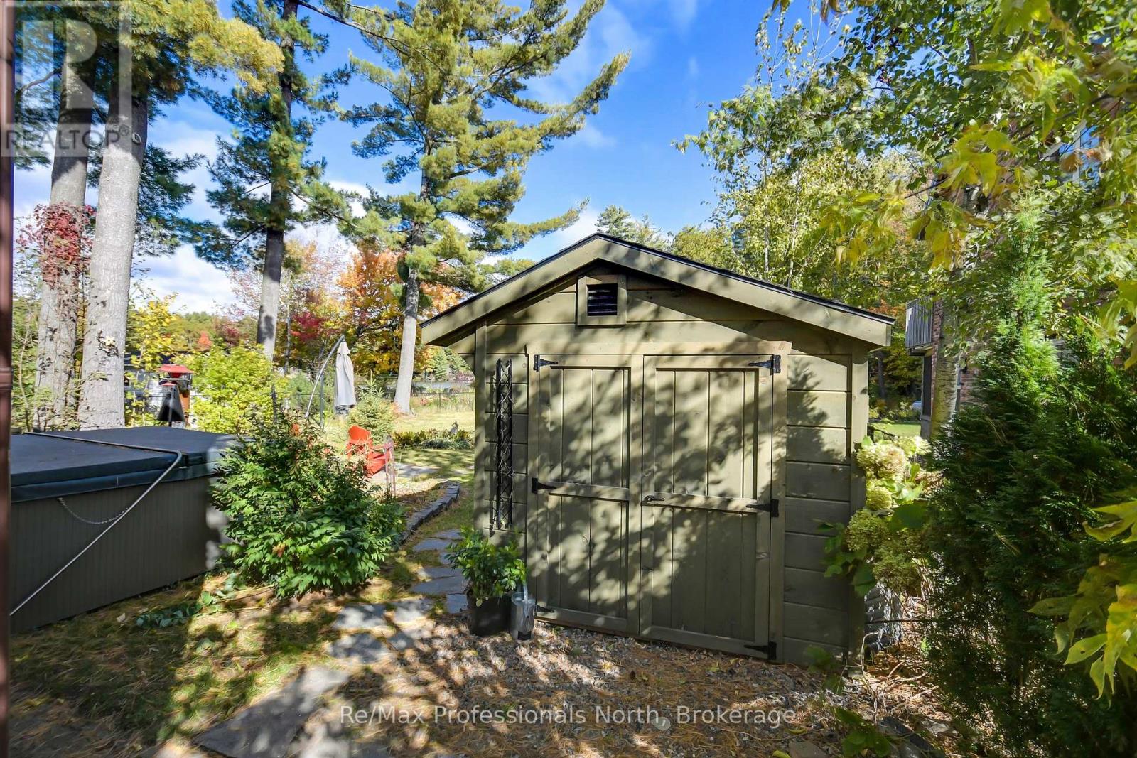 324 Bethune Drive N, Gravenhurst, Ontario  P1P 1B8 - Photo 49 - X12047021