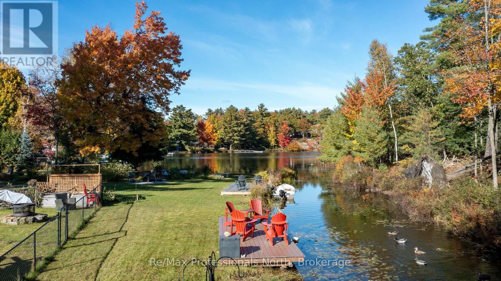 Property at 324 BETHUNE DRIVE N image 5