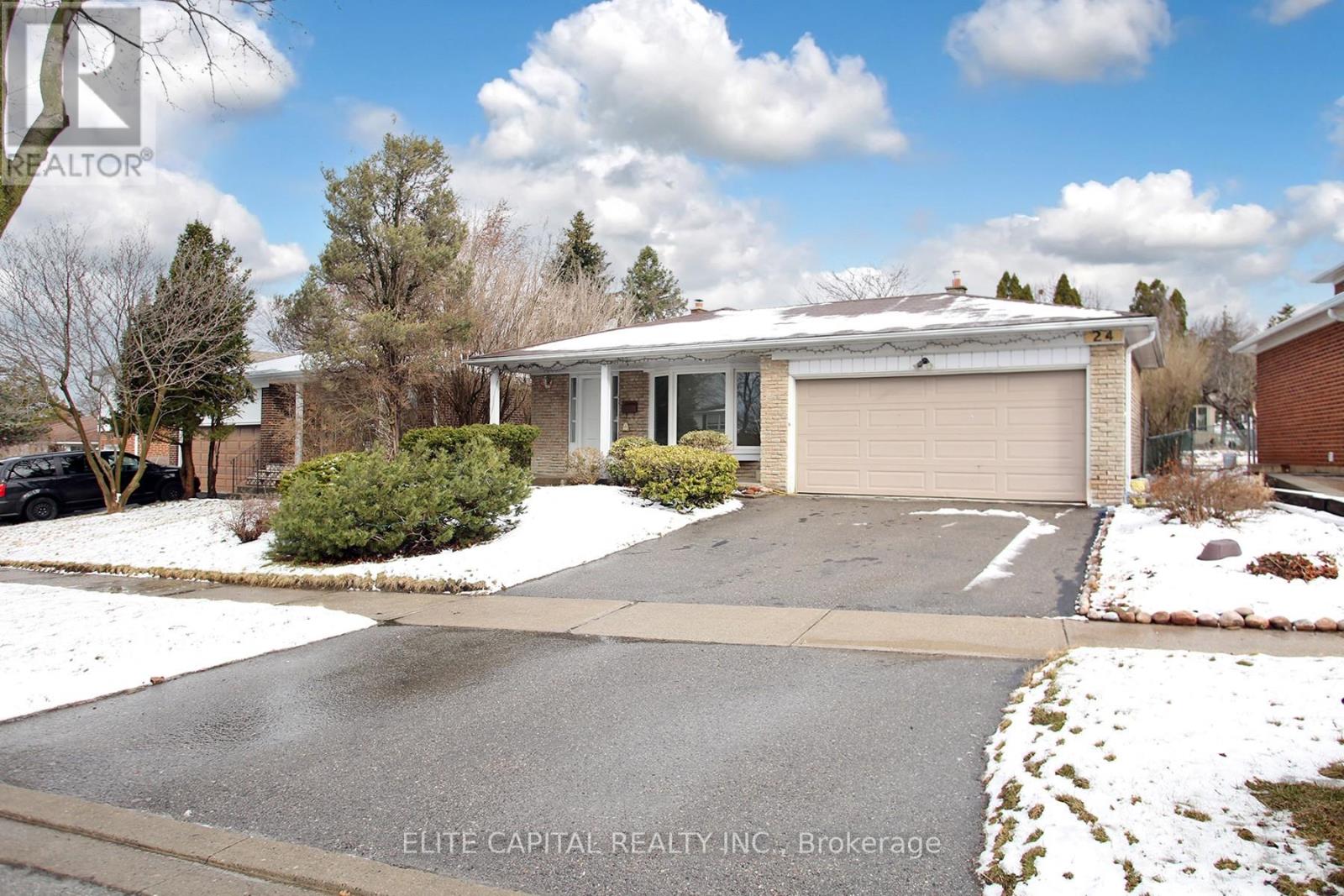 Property at 24 HOSEYHILL CRESCENT image 4