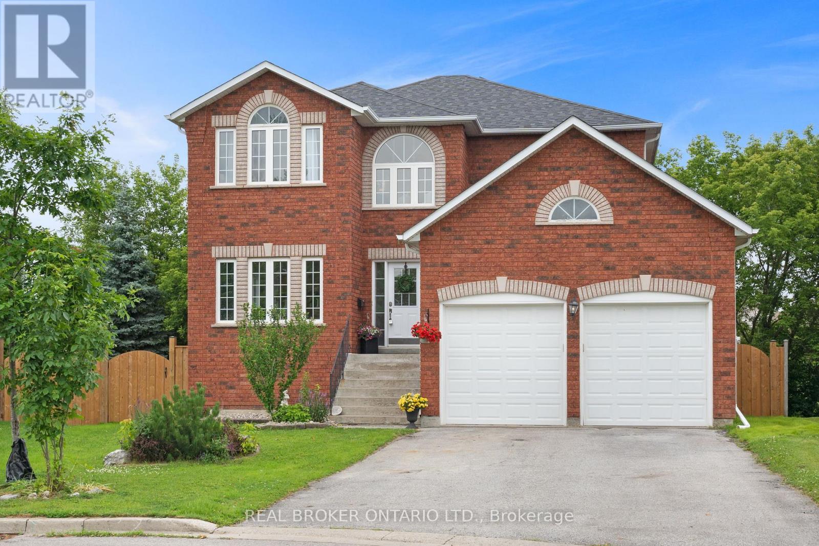 Property at 118 BAYVIEW AVENUE image 1