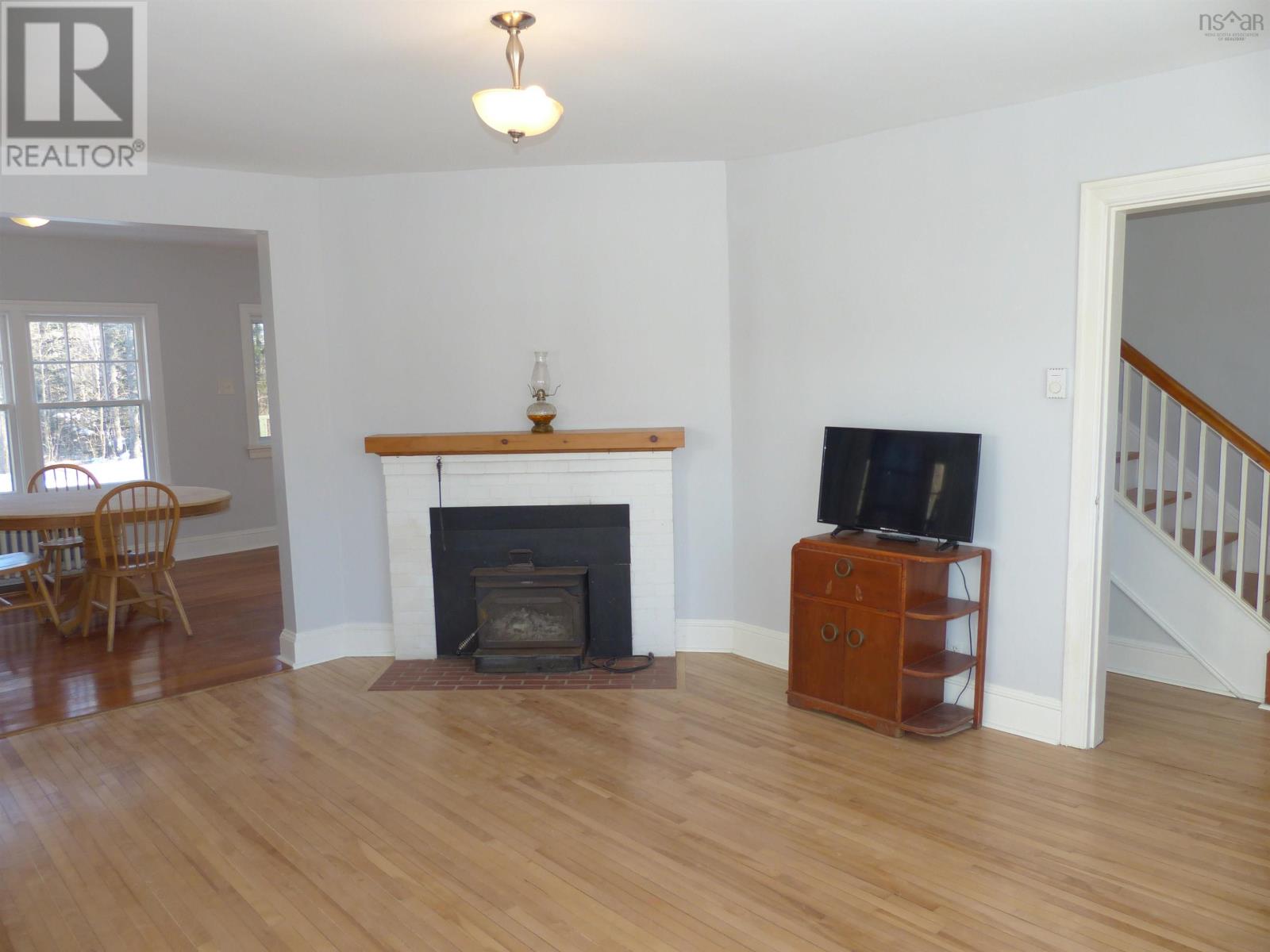 5393 Highway 3, Chester Basin, Nova Scotia  B0J 1K0 - Photo 4 - 202506078