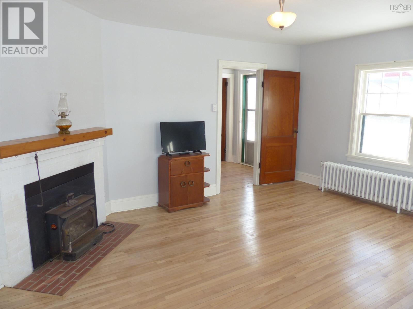 5393 Highway 3, Chester Basin, Nova Scotia  B0J 1K0 - Photo 5 - 202506078