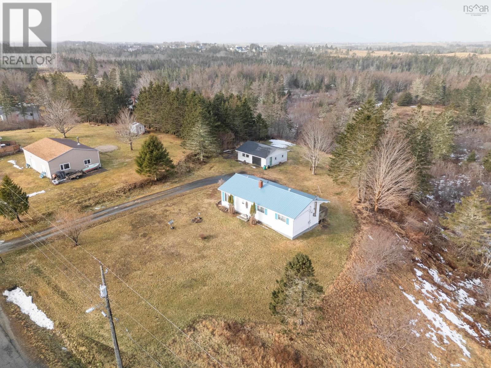 268 Lakeside Road, Hebron, Nova Scotia  B5A 5K4 - Photo 10 - 202506085