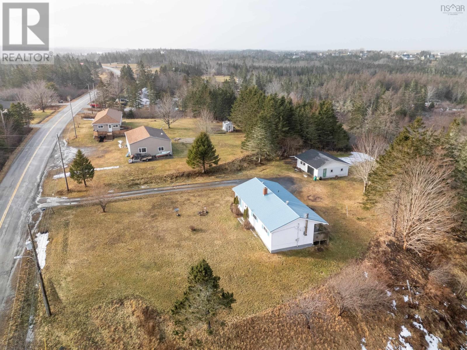 268 Lakeside Road, Hebron, Nova Scotia  B5A 5K4 - Photo 11 - 202506085