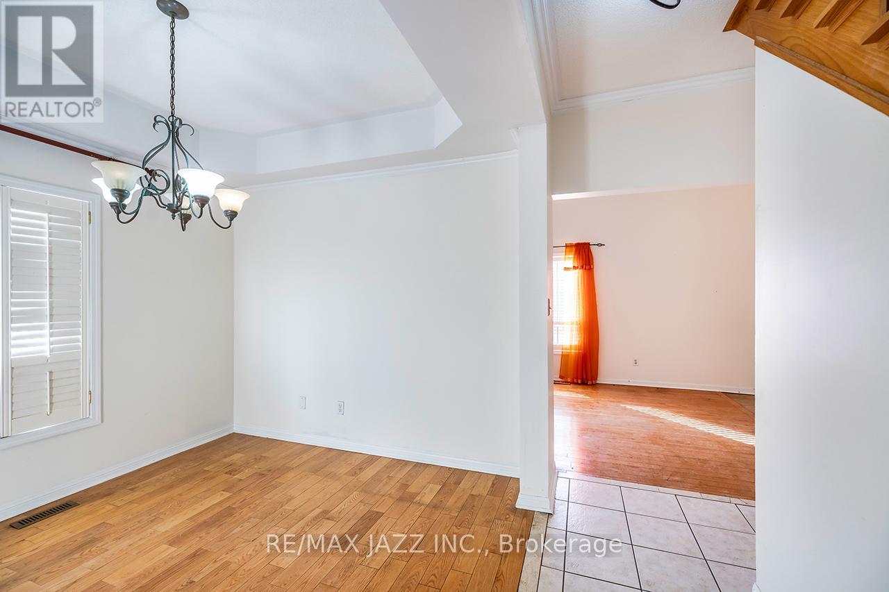9 Tom Edwards Drive, Whitby, Ontario  L1R 2R4 - Photo 17 - E12037711