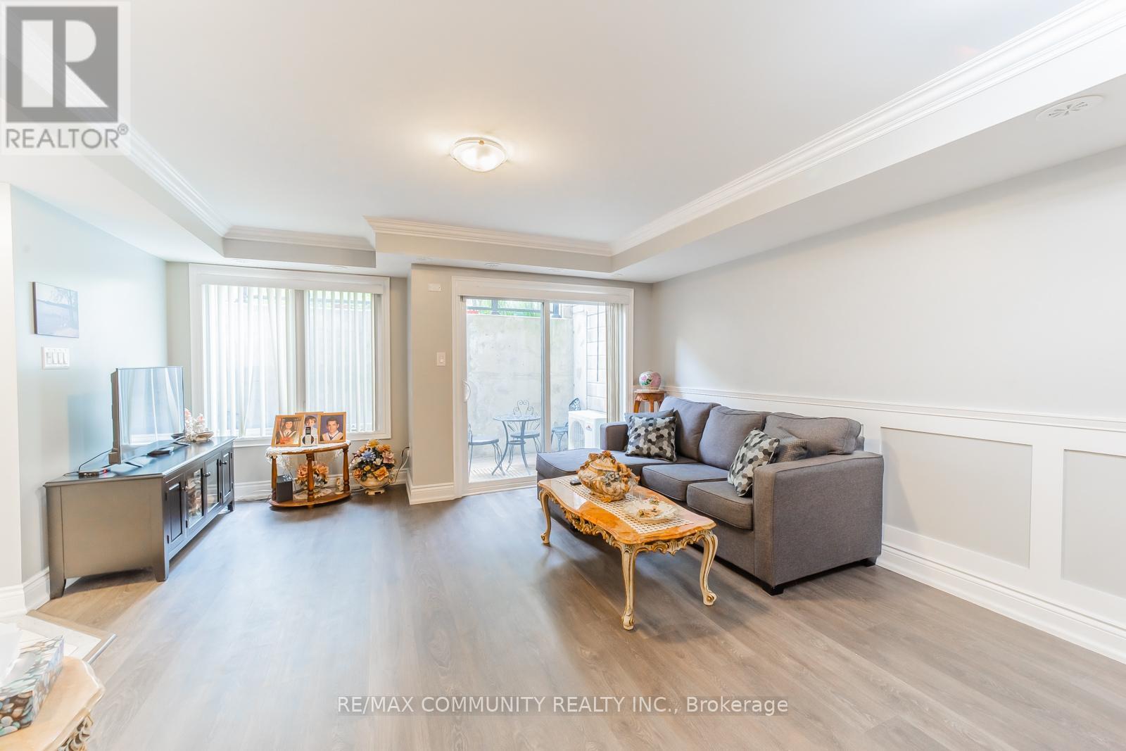 79 - 100 Parrotta Drive, Toronto (Humberlea-Pelmo Park), Ontario  M9M 0B5 - Photo 10 - W12046980