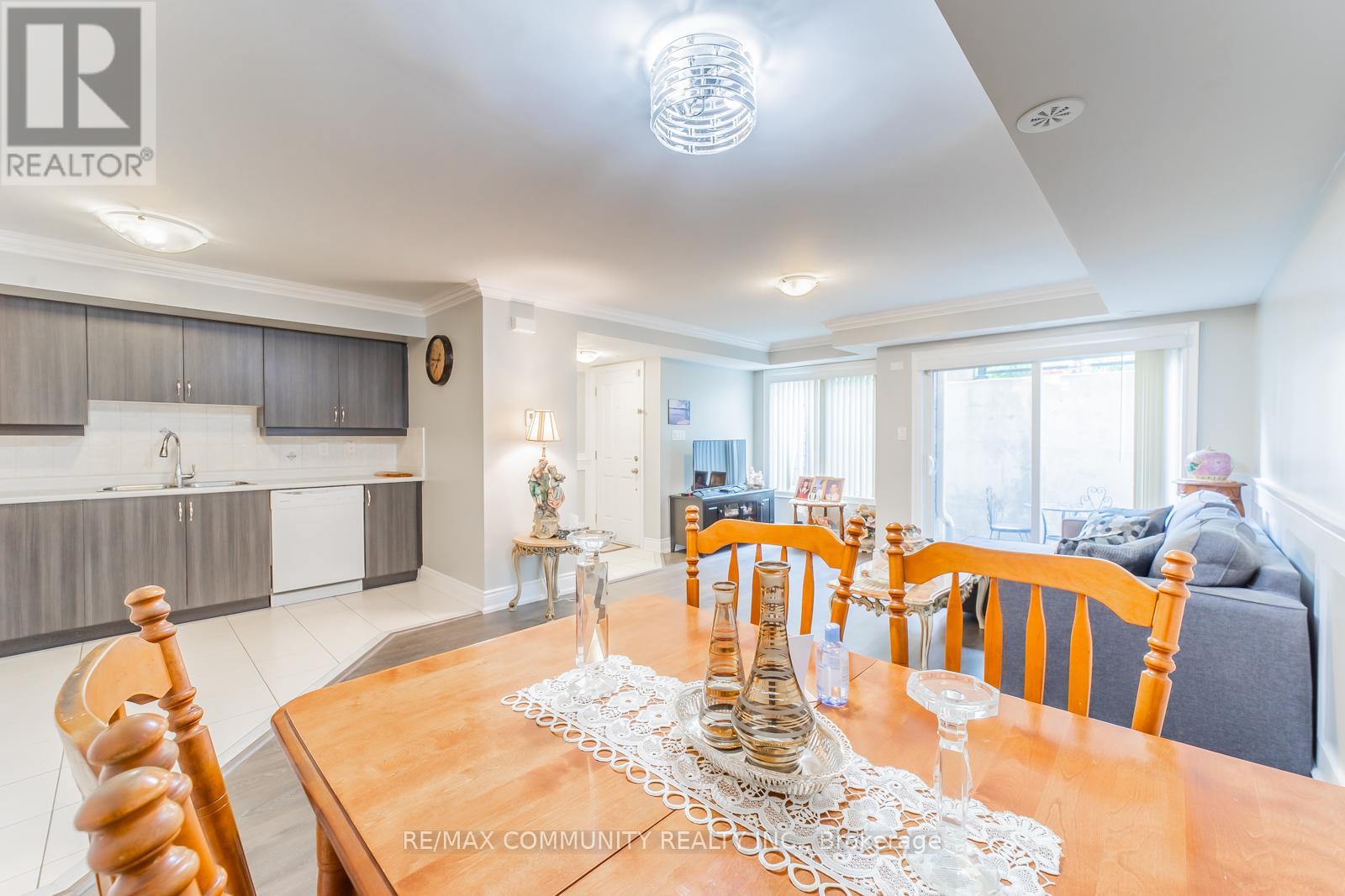 79 - 100 Parrotta Drive, Toronto (Humberlea-Pelmo Park), Ontario  M9M 0B5 - Photo 13 - W12046980