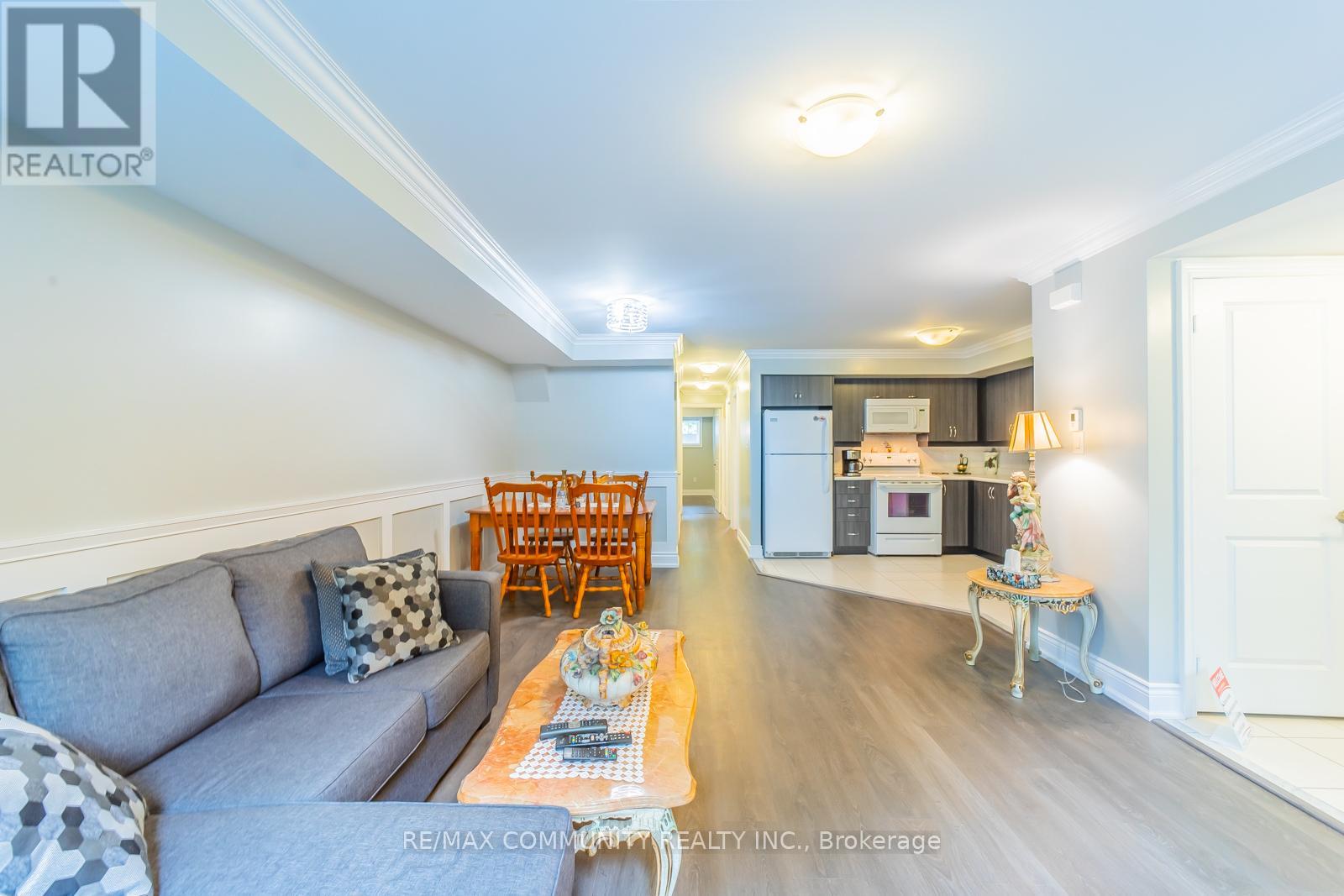 79 - 100 Parrotta Drive, Toronto (Humberlea-Pelmo Park), Ontario  M9M 0B5 - Photo 25 - W12046980