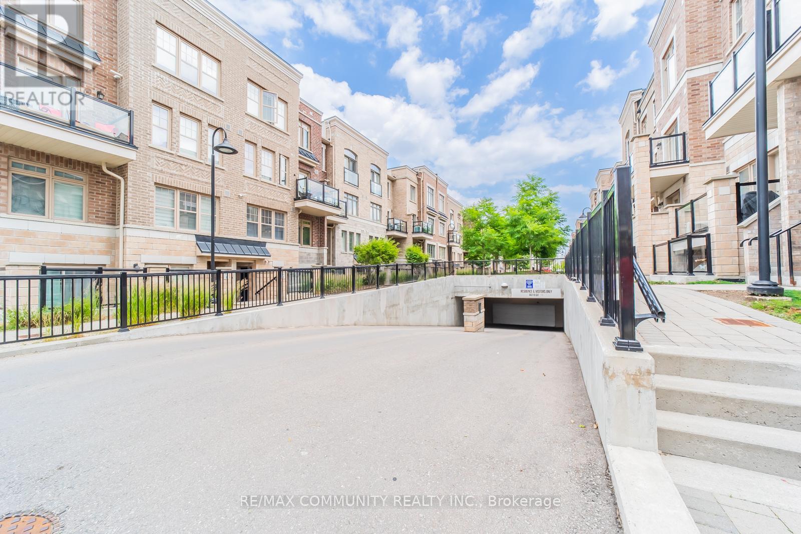 79 - 100 Parrotta Drive, Toronto (Humberlea-Pelmo Park), Ontario  M9M 0B5 - Photo 28 - W12046980