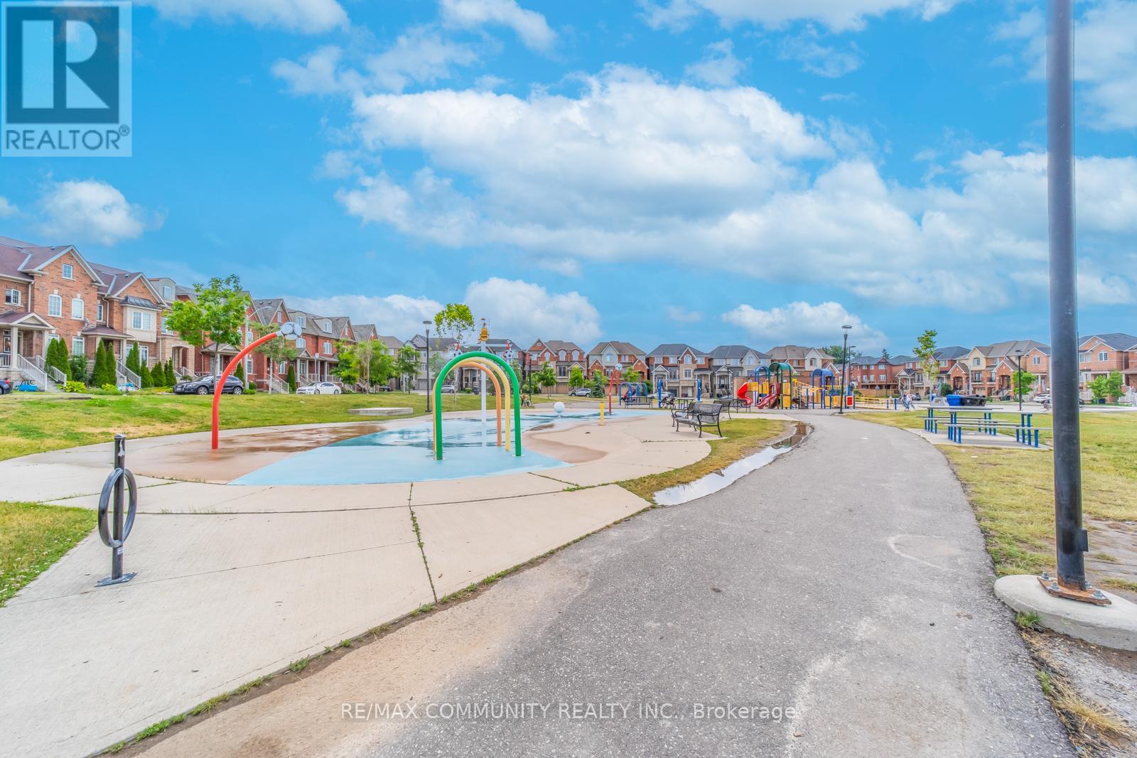 79 - 100 Parrotta Drive, Toronto (Humberlea-Pelmo Park), Ontario  M9M 0B5 - Photo 30 - W12046980