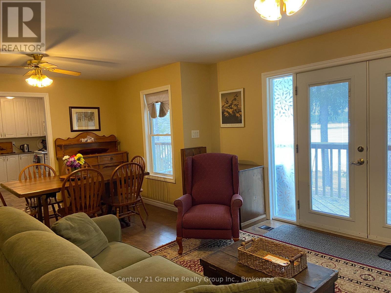 1034 Mariposa Lane, Minden Hills, Ontario  K0M 2K0 - Photo 17 - X12031618