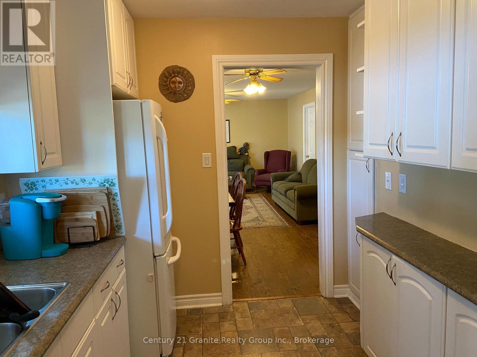 1034 Mariposa Lane, Minden Hills, Ontario  K0M 2K0 - Photo 20 - X12031618