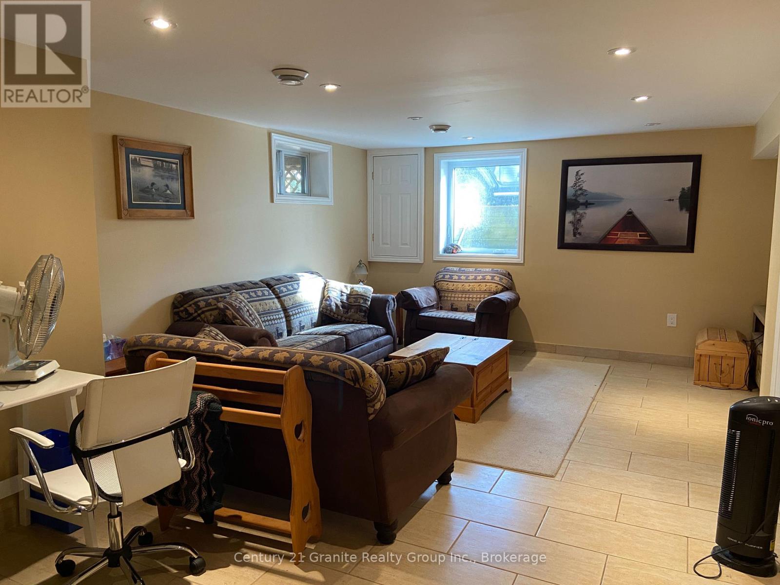 1034 Mariposa Lane, Minden Hills, Ontario  K0M 2K0 - Photo 29 - X12031618